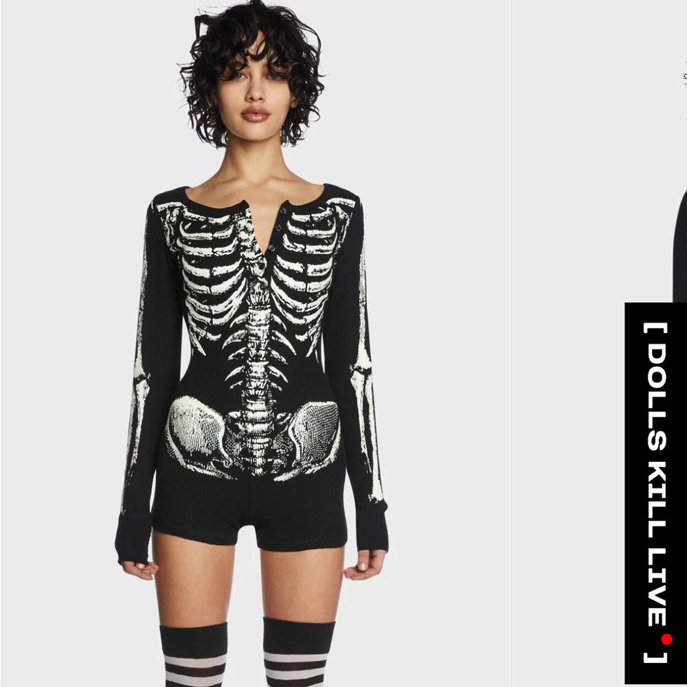 Dolls Kill
Rib By Rib Long Sleeve Romper 
Size Small